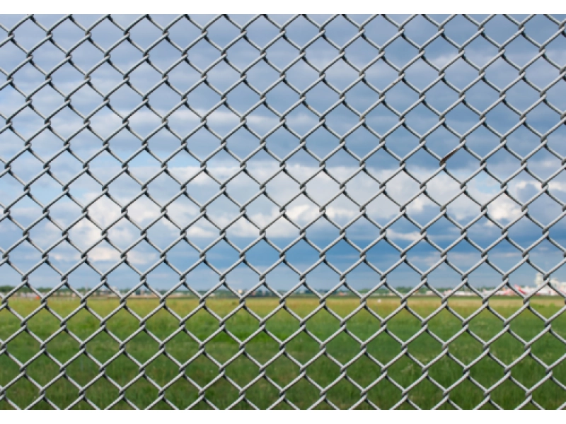 Kiedy warto zastosować napinacze drutu i jak je poprawnie z