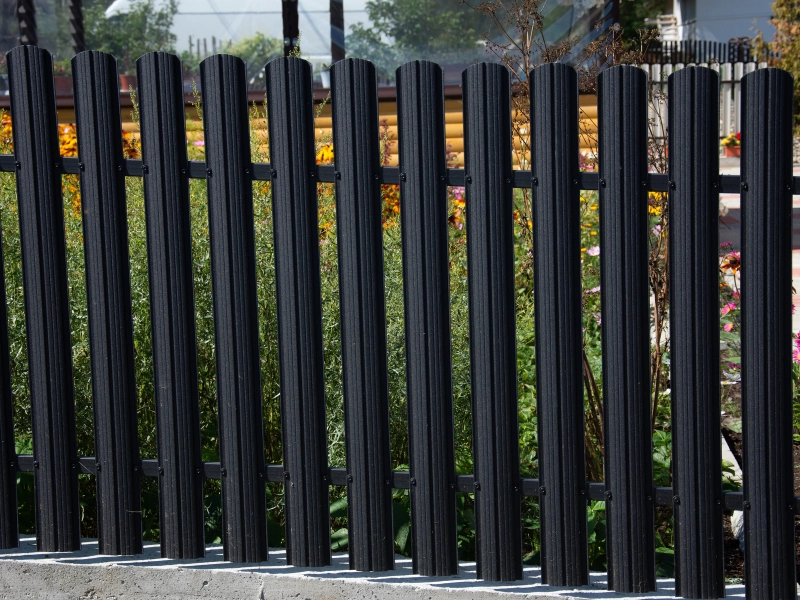 Nowoczesne metody cięcia i gięcia metalu a jakość akceso