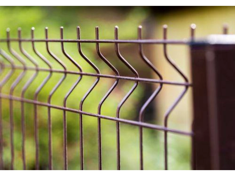 Jaka siatka ogrodzeniowa. Ocynkowana czy powlekana? - 1.jpg