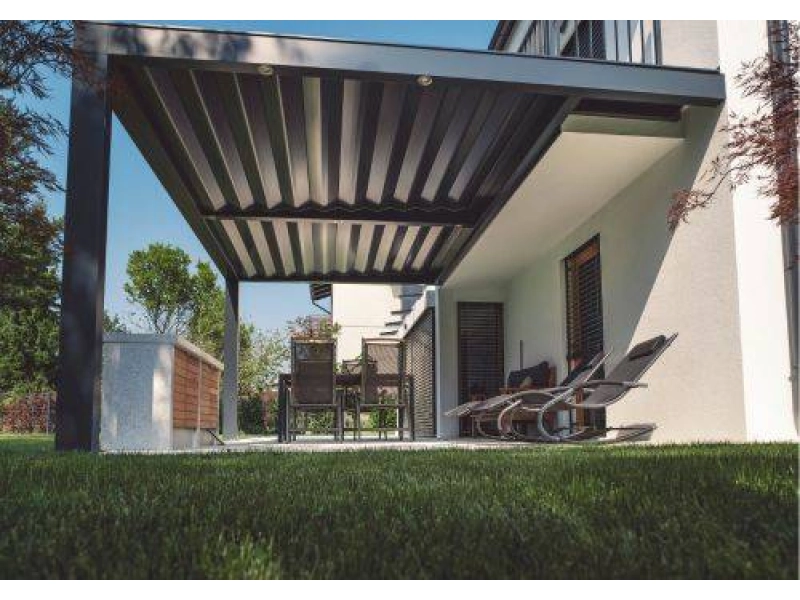 Jak wykorzystać pergole i drut dekoracyjny w ogrodzie? - 1.